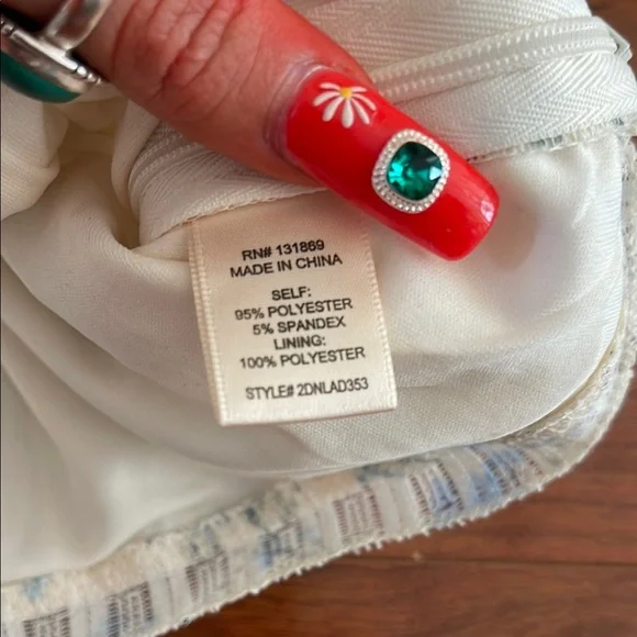 NWOT Floral Blue and Cream Rhinestone Corset Shirt Cropped Top Shirt - Picture 4 of 6